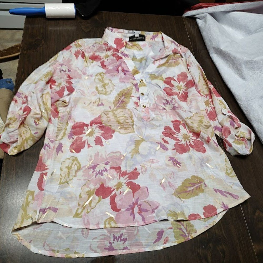 New Alex & Parker Shine Coral Flowered Sheer Roll Tab Sleeves Top Women's Small